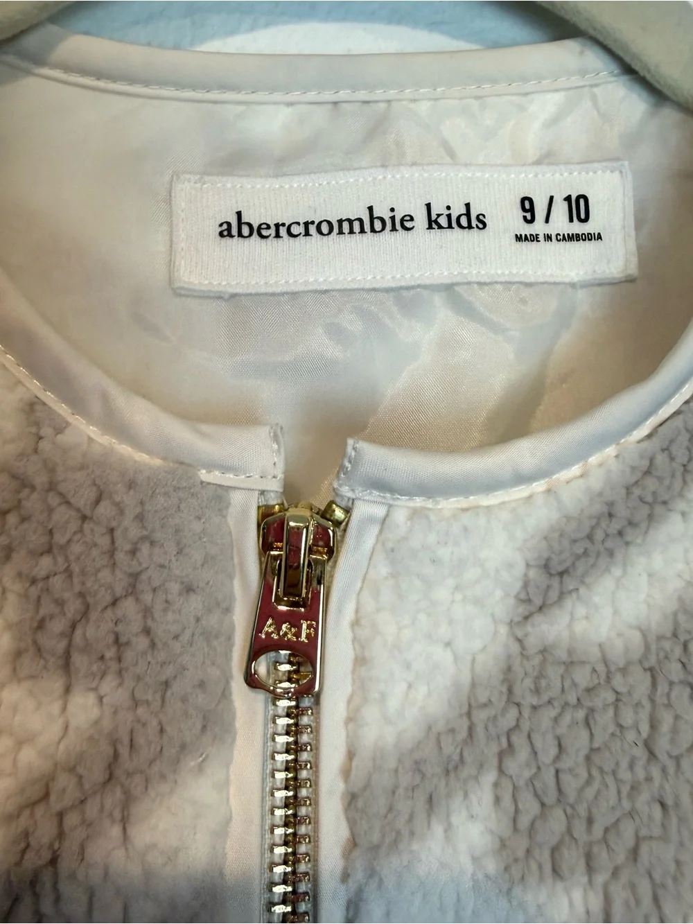 Abercrombie Kids Girls 9/10 Faux Fur Gold Zip Jacket Cream Houndstooth Coat